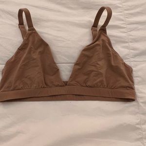 Skims Fits everybody tan bralette.